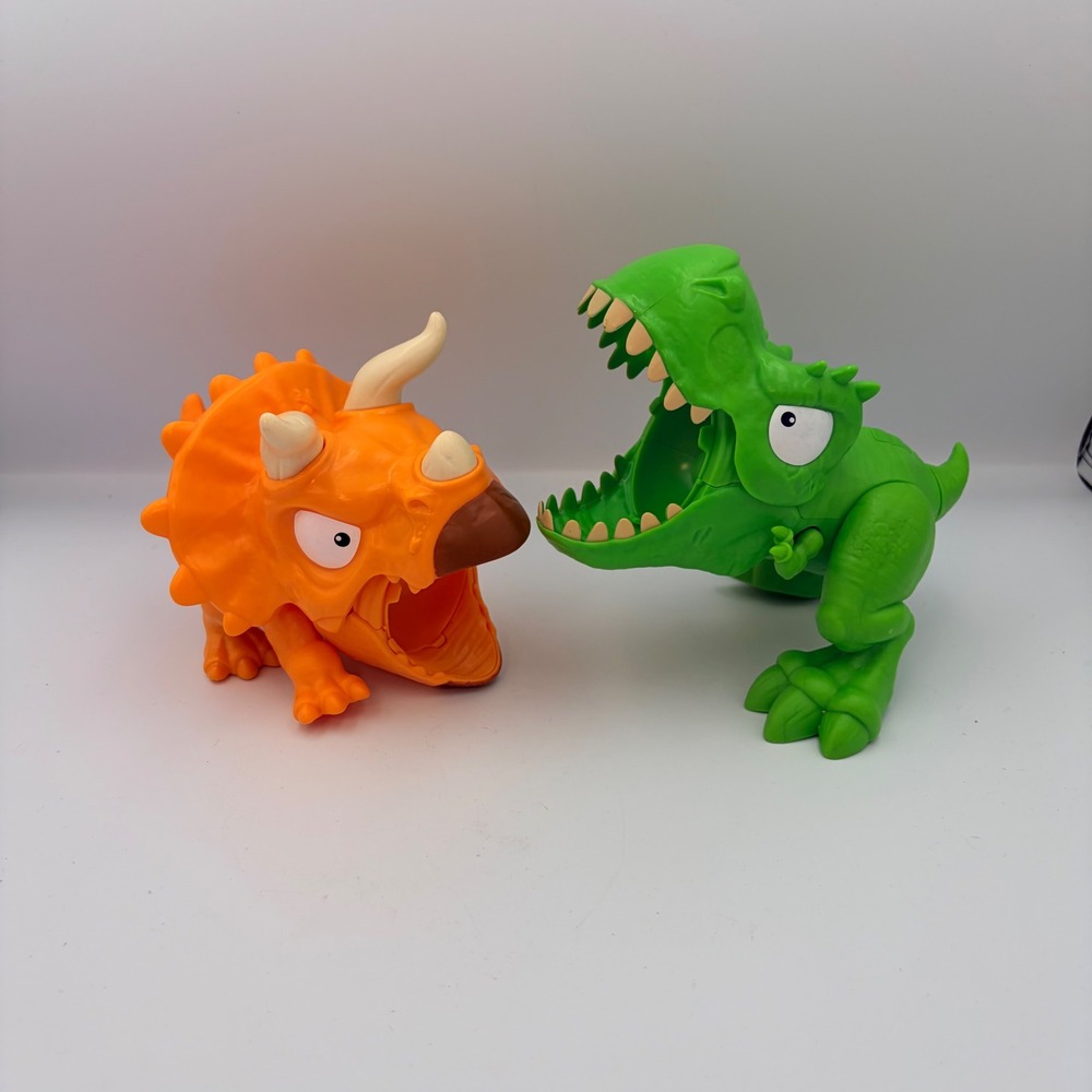 ZURU Dino Strike Action Figure Set Green T-Rex Orange Triceratops Smashers 2pc